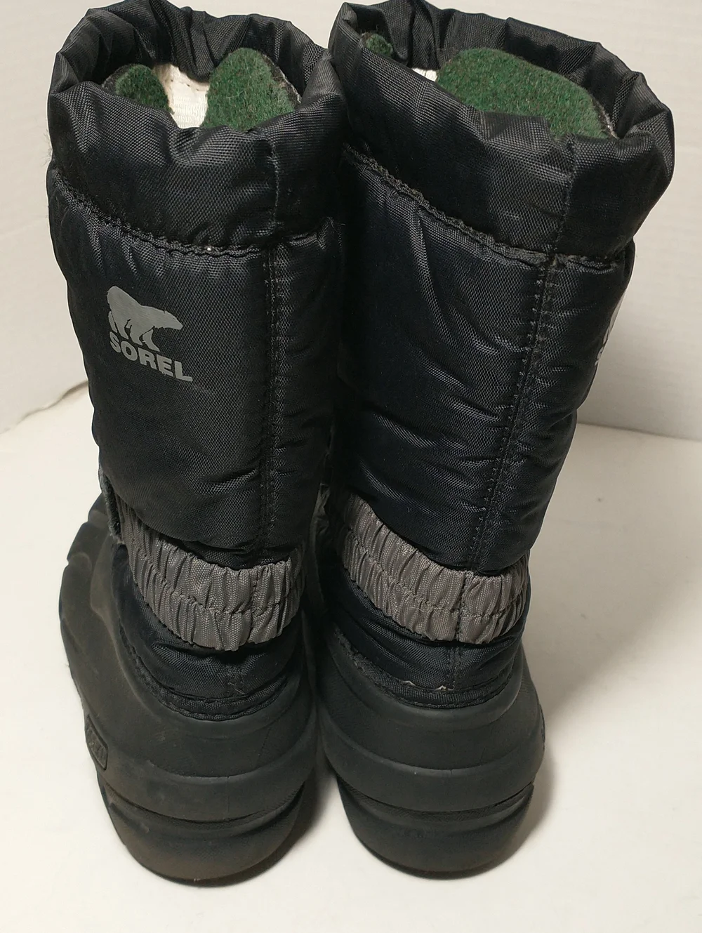Sorel Flurry Winter Boot, Waterproof/ Warm, Size 2, Black, Removable Felt Liners